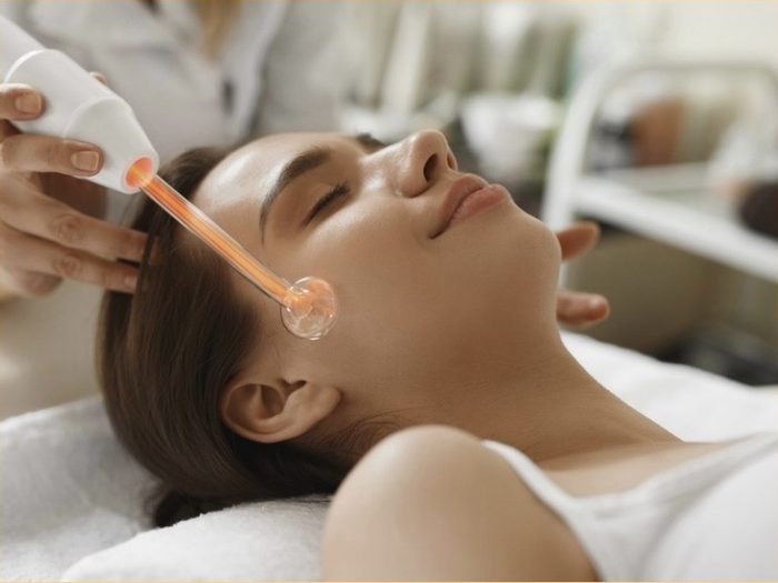High frequency facial treatment add-on at Lash Lane