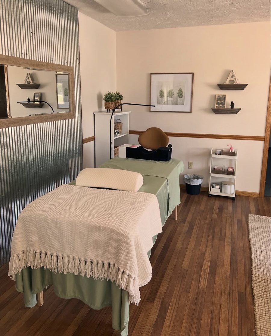 A second treatment room at Lash Lane